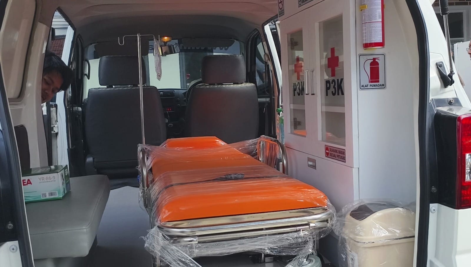 Interior Ambulans Intralab Peduli